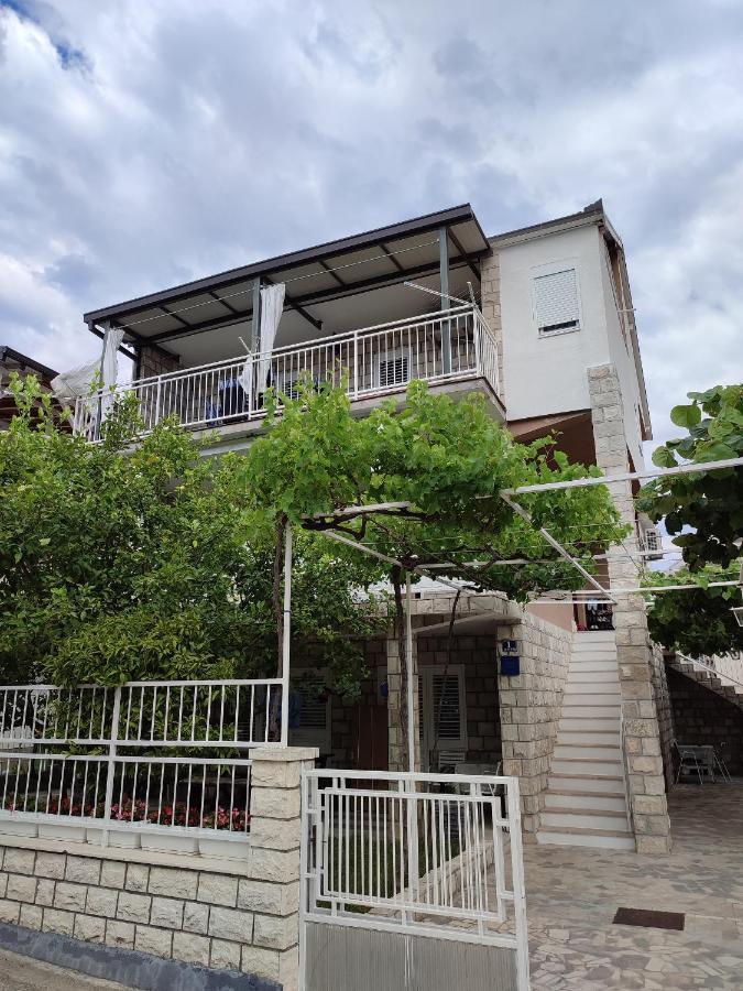 Apartments By The Sea Podaca, Makarska - 2576 Екстер'єр фото