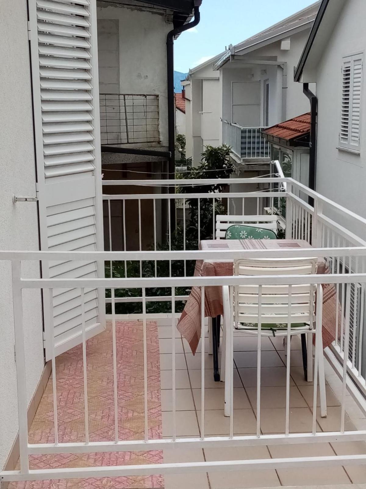 Apartments By The Sea Podaca, Makarska - 2576 Екстер'єр фото